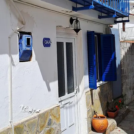 The Lemoni House -skyathos- 1-bedroom 公寓 斯基亚索斯镇